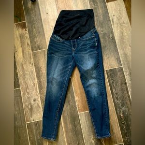 Levi’s maternity jeans - size L